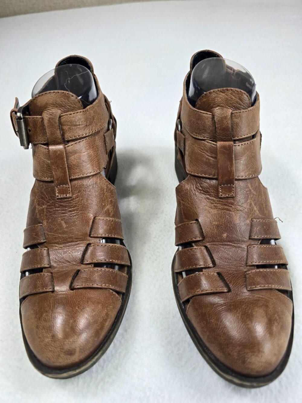 Treasure & Bond Womens Size 6.5 Faux Leather Strappy Ankle Boots Stacked Heel - Picture 2 of 7